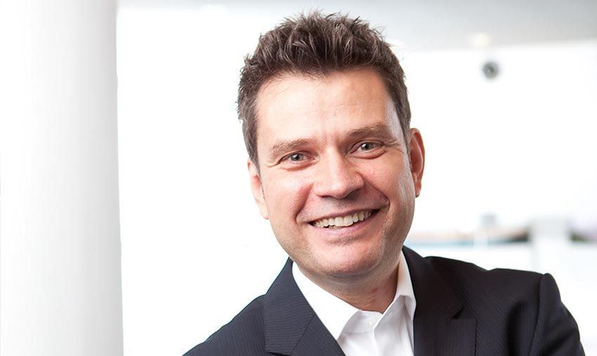 Bild Jannis Warsakis Betriebliche Versicherungen